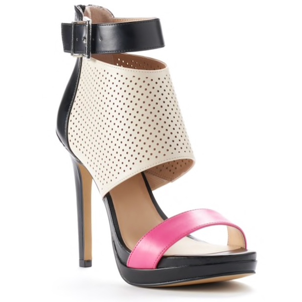 Juicy Couture Atara Heels - Picture 8 of 8